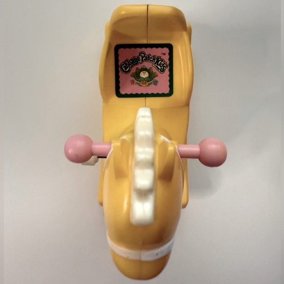 4” Vintage Cabbage Patch Wind Up Yellow Rocking Horse Toy - Doll not included - Picture 5 of 8